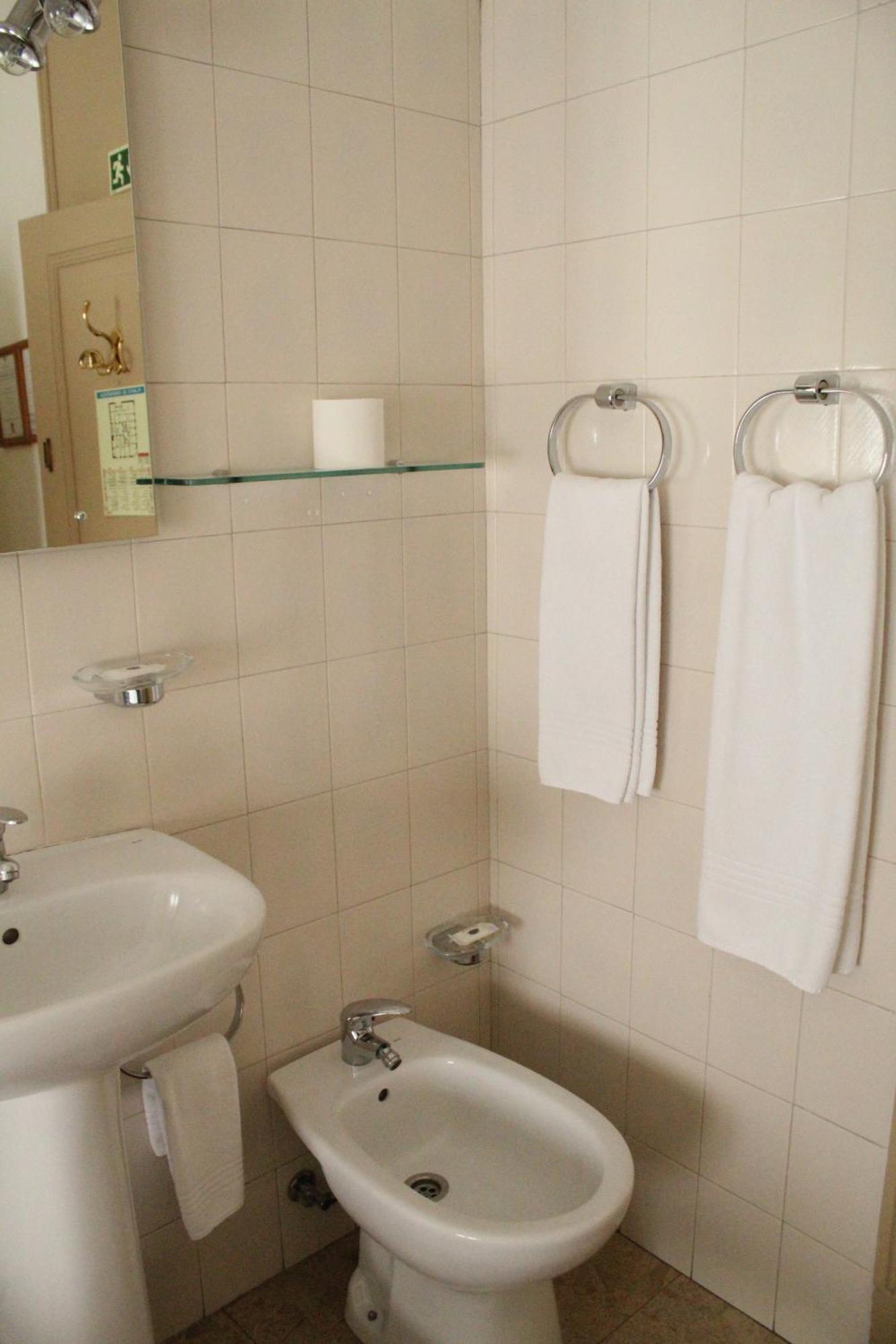 Brasilia Hotel Lisbon Bagian luar foto